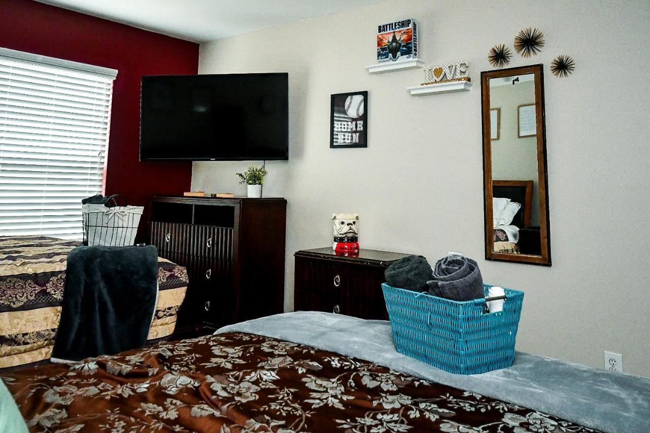 4 - Bed Home With Cali King Bed, 12 Mins To Dtwn Atlanta Eksteriør bilde