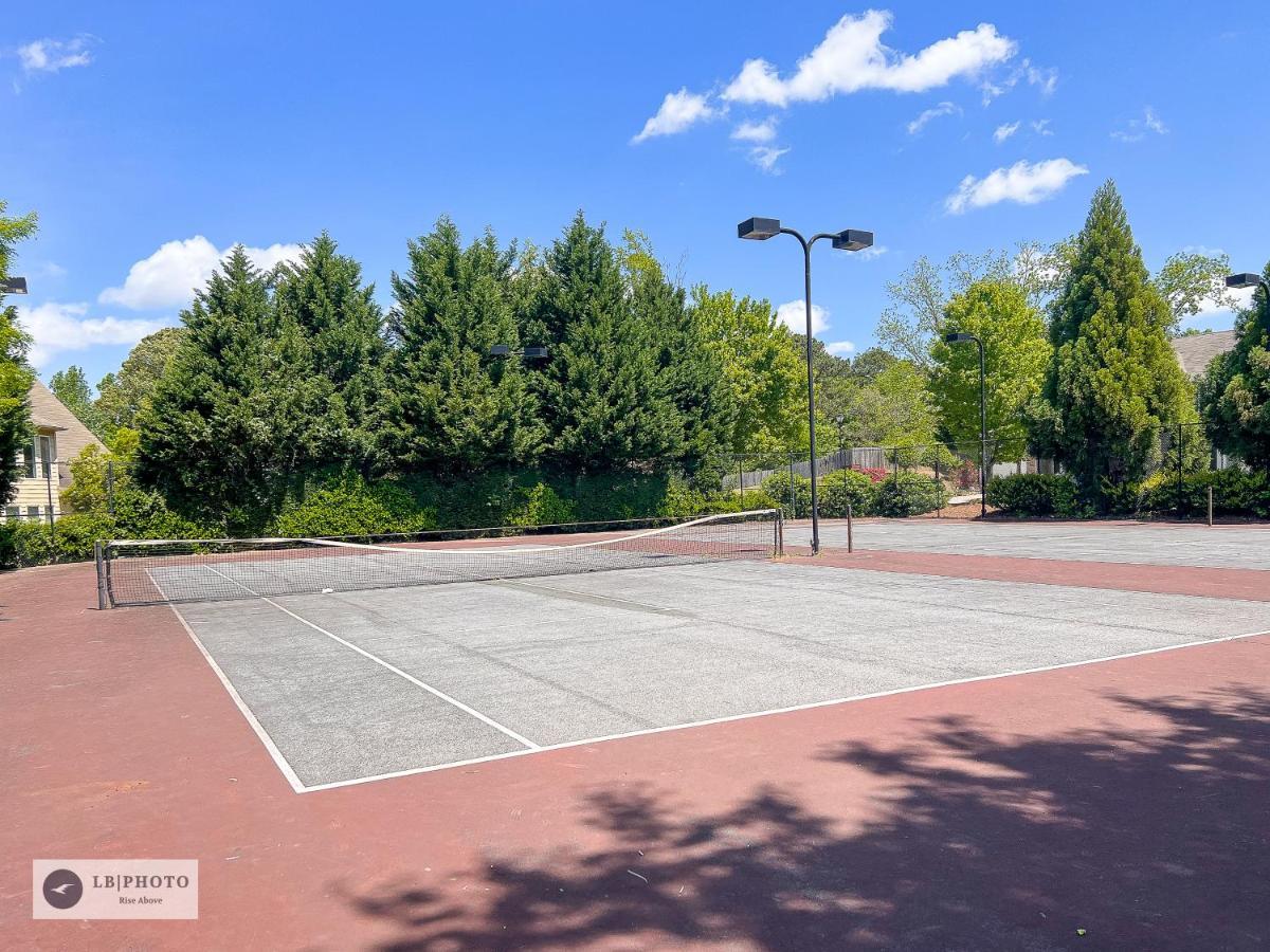 4 - Bed Home With Cali King Bed, 12 Mins To Dtwn Atlanta Eksteriør bilde