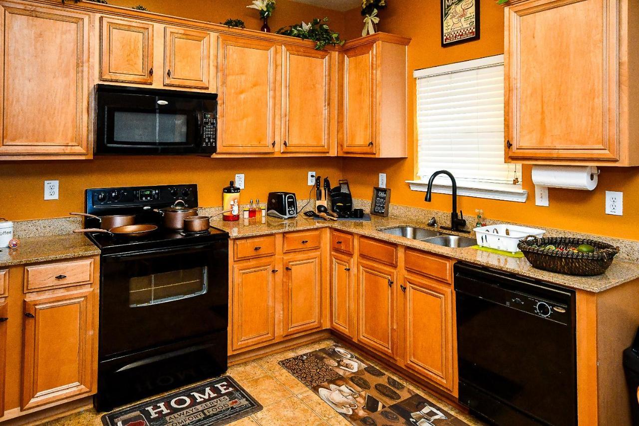 4 - Bed Home With Cali King Bed, 12 Mins To Dtwn Atlanta Eksteriør bilde